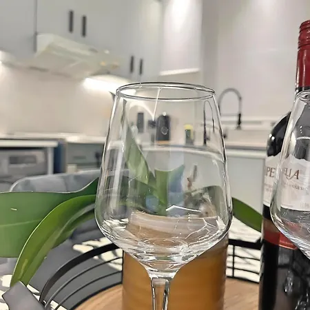 Sea Side Rhodes Center 公寓 *