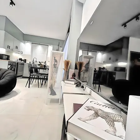 Sea Side Rhodes Center Διαμέρισμα *